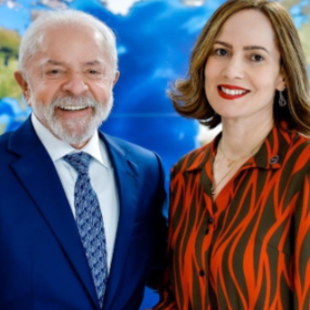 Ana Cristina Silveira assume comando do INSS