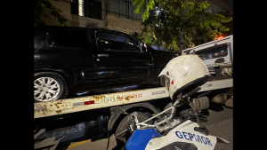 PM encontra drogas na casa de homem preso ap&oacute;s persegui&ccedil;&atilde;o e tiros no Centro