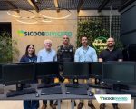 Sicoob Divicred realiza doação de computadores para a 7ª Região da Polícia Militar e fortalece sustentabilidade