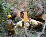 Homem morre prensado sob retroescavadeira após queda de 18 metros em Morada Nova de Minas