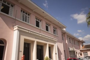 Funed abre novo processo seletivo com vagas para pesquisadores e técnicos em saúde