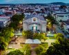 Culto evangélico em frente à igreja católica gera polêmica em Nova Serrana