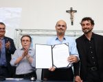 Governo de Minas transfere capital para Barbacena e anuncia novo Colégio Tiradentes na região