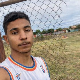 Família pede ajuda para acompanhar jovem internado em São Paulo