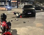 Acidente entre carro e moto é registrado no cruzamento da Rua Bahia com Goiás, em Divinópolis