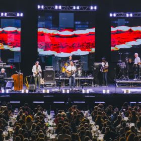 Dire Straits: Associados t&ecirc;m desconto por tempo limitado para a grande apresenta&ccedil;&atilde;o