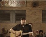 Alisson Dalum apresenta espetáculo “Memórias” em noite especial no AABB Divinópolis