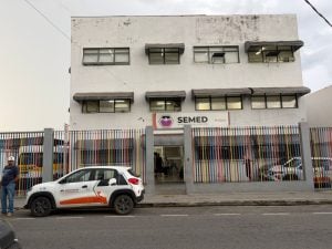 Transporte escolar fica atolado e mobiliza equipes da Prefeitura