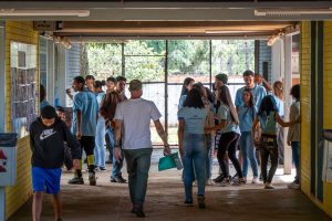 Após dois anos de Pé-de-Meia, abandono escolar em MG cai 24%