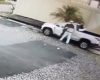 Vídeo: caminhonete é furtada no Dona Quita