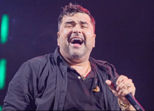 Cantor sertanejo acusado de tentativa de homicídio deixa a prisão após 8 meses em Minas