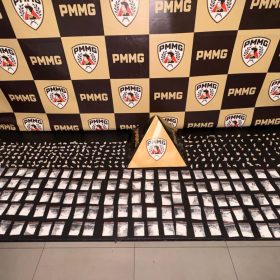 Divinópolis: PM apreende grande quantidade de drogas no Porto Velho