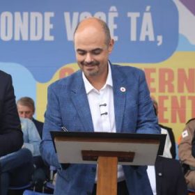 Governo de Minas anuncia Descentra Cultura 2 e amplia pol&iacute;tica de democratiza&ccedil;&atilde;o do financiamento cultural