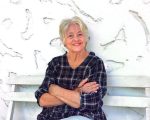 Adélia Prado tem boa evolução clínica, mas sem previsão de alta