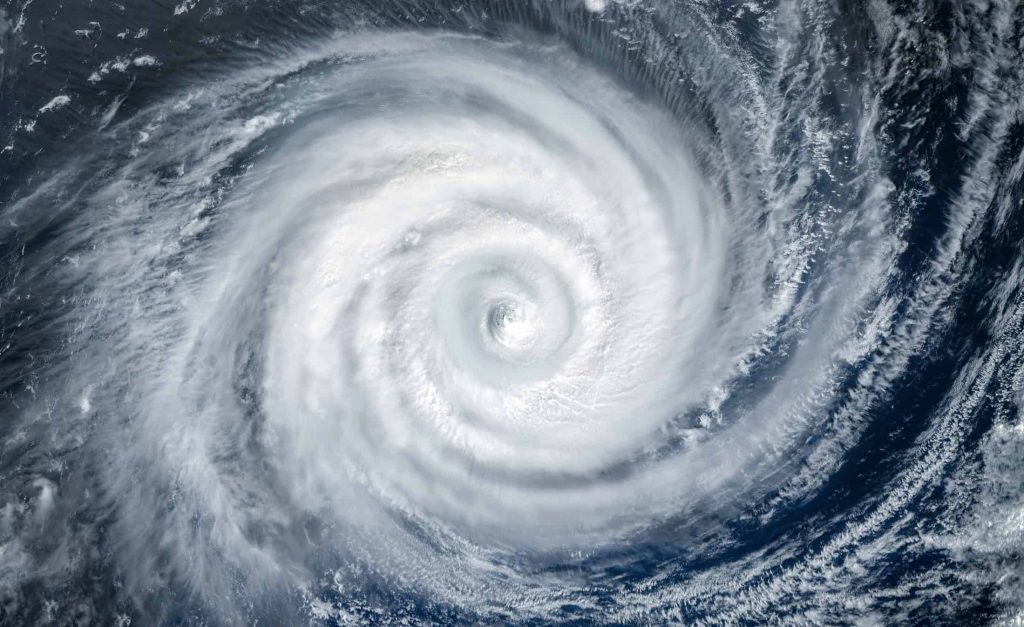 ‘Ciclone-bomba’ pode atingir Minas com tempestades, rajadas de vento e queda de temperatura