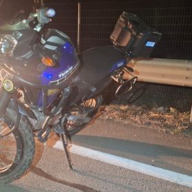 Nova Serrana: Motociclista fica ferida em acidente com carro na BR-262