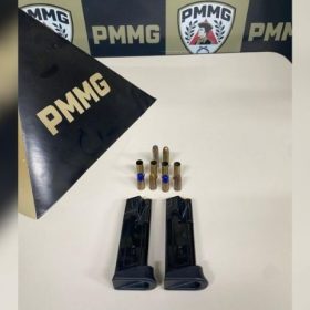 Idoso é preso com munições durante ação da PM em Lagoa da Prata