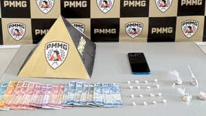 Adolescente é apreendida com drogas em Nova Serrana
