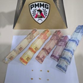 Homem é preso por tráfico de drogas durante operação da PM em Santo Antônio do Monte