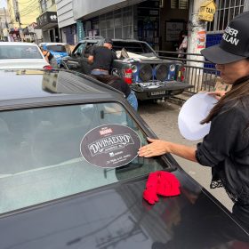 Divinaexpo e Rádio Nova Sertaneja realizam adesivaço com ingressos neste Sabado (16)