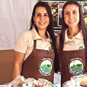 Irm&atilde;s investem na produ&ccedil;&atilde;o de amendoim e derivados na regi&atilde;o Central de Minas Gerais