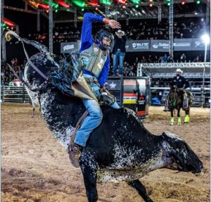 PBR Brazil transforma Divinópolis em arena de sobrevivência no Last Cowboy Standing