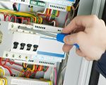 Cemig orienta sobre dispositivos simples que ajudam a reduzir riscos com energia elétrica