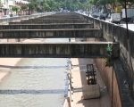 Motociclista morre após cair no Ribeirão Arrudas em Belo Horizonte