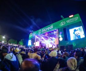 Sicredi leva exclusividade e conforto aos associados na Divinaexpo 2026