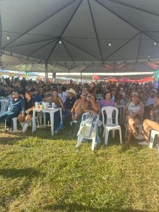 Queima do Alho abre a Divinaexpo 2026 com tradi&ccedil;&atilde;o, m&uacute;sica e solidariedade em Divin&oacute;polis