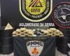 Homem é preso e dois adolescentes são apreendidos com drogas e arma em BH