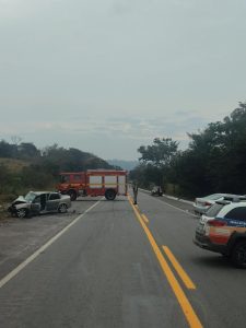 Mulher morre após colisão entre veículos na BR-494
