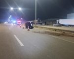 Motorista perde controle e carro capota em Cláudio