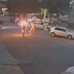 Homem queimado vivo em praça de Carmo da Mata morre em hospital de Divinópolis