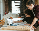 Saiba como a ausência de proteção digital expõe pequenas empresas a riscos severos e entenda a importância de resguardar a integridade dos seus dados corporativos.
