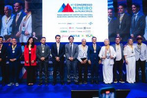 Presidente da OAB-MG é homenageado no 41º Congresso Mineiro de…