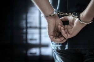Homem é condenado por agredir ex-companheira durante show de forró na Grande BH