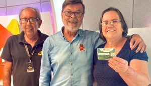 Ganhadora do Roletrando, Jandira do Catalão retirou o seu prêmio…