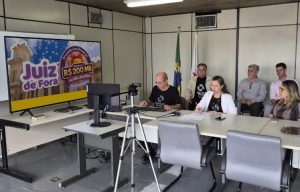 Pr&ecirc;mio de R$ 200 mil da Nota Fiscal Mineira do M&ecirc;s das M&atilde;es sai para Juiz de Fora
