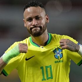 Ronaldo diz que Neymar é decisivo e torce para que ele cale críticos