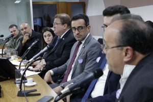 Reforma do Diviprev &eacute; criticada em audi&ecirc;ncia na ALMG; servidores pedem mais prazo para discuss&atilde;o