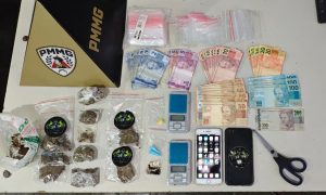 Cláudio: Jovem é preso com drogas e mais de R$1 mil