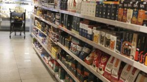 Brasil x Japão muda expediente dos supermercados de Divinópolis na segunda (29)