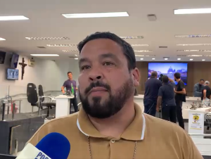 Vereador Matheus Dias articula reunião entre autoridades para discutir população em situação de rua em Divinópolis