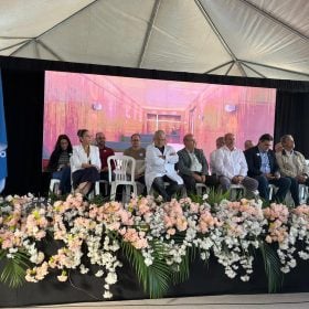 Cerimônia marca início da expansão do Hospital do Câncer de Divinópolis