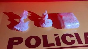 Homem é preso com 1 kg de cocaína em Nova Serrana