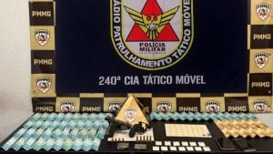 Homem é preso com drogas, armas e R$ 6 mil no Belvedere, em Divinópolis