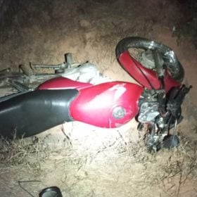 Homem morre após queda de moto na BR-262, em Nova Serrana