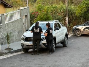 Caminhonete do vereador Flávio Marra é periciada por suposto envolvimento com acidente que matou ciclista na BR-494