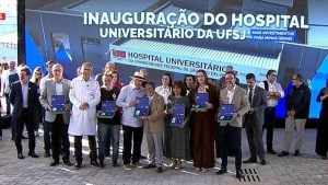 Personalidades da saúde de Divinópolis recebem Carteira Nacional do Sanitarista